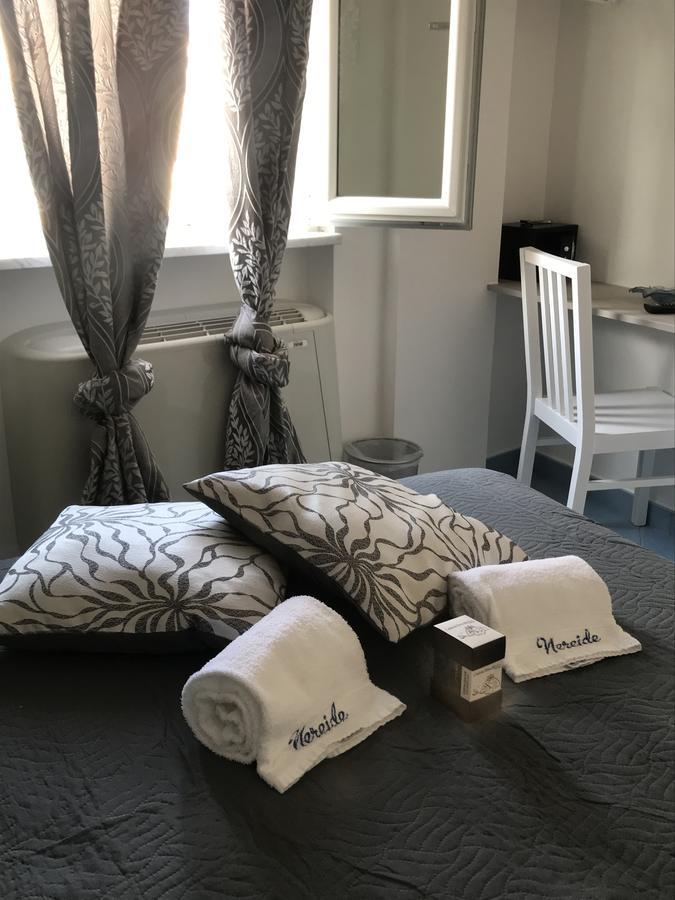 トロペーア Nereide Bed & Breakfast エクステリア 写真