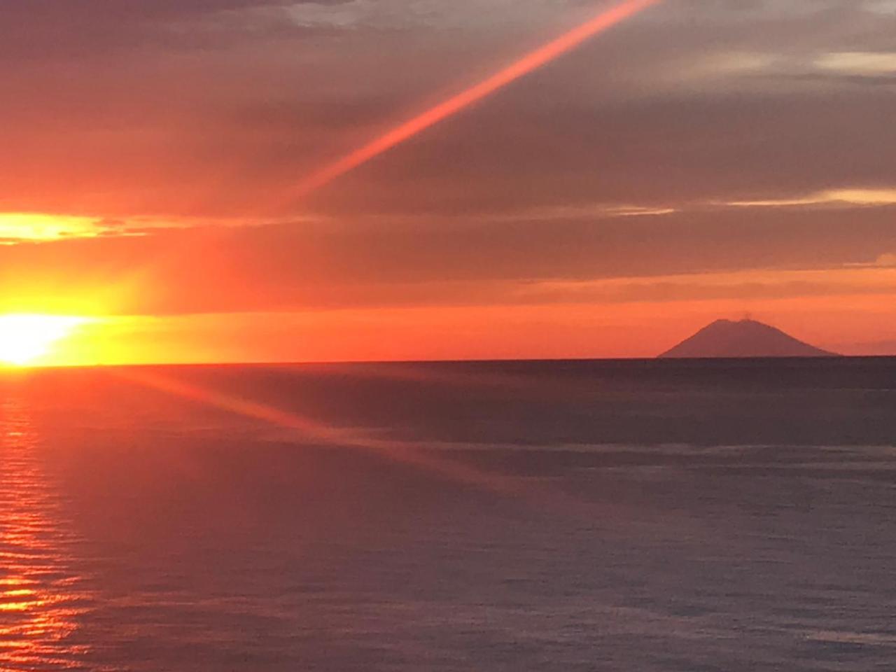 トロペーア Nereide Bed & Breakfast エクステリア 写真