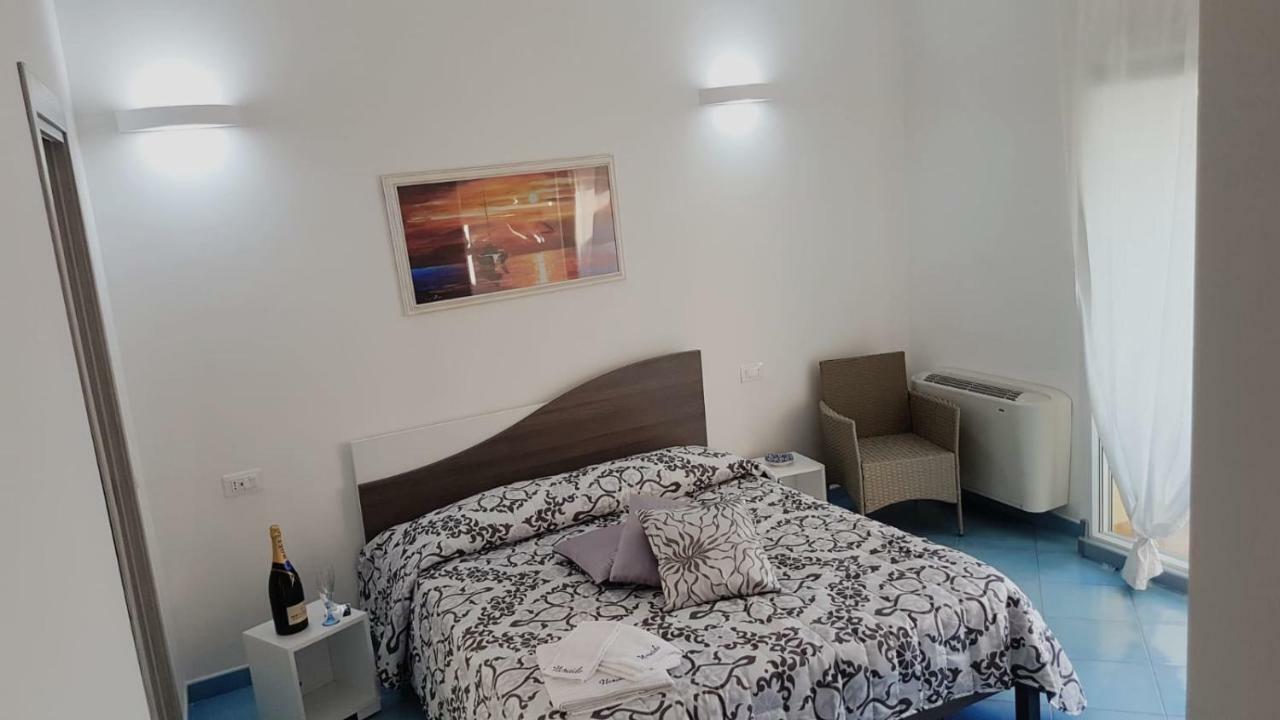 トロペーア Nereide Bed & Breakfast エクステリア 写真